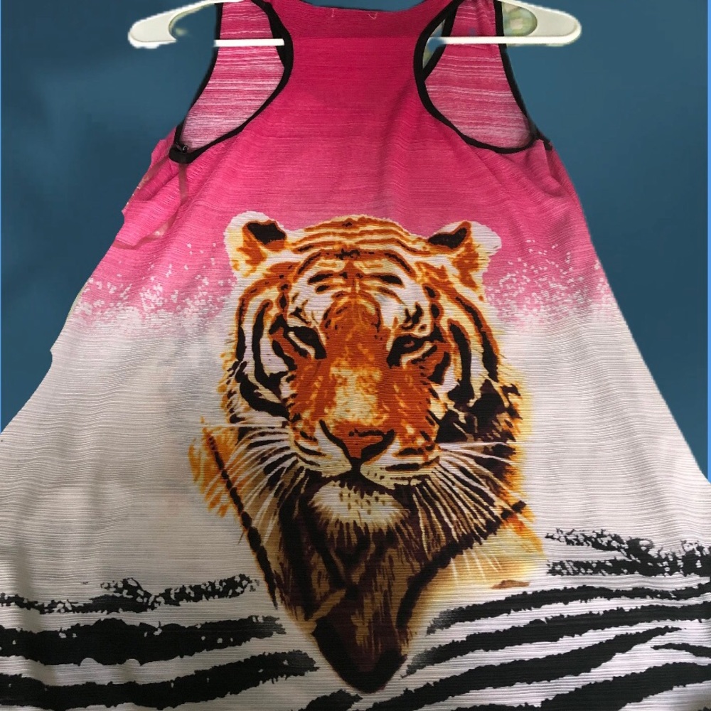blings on tiger print - Picture 2 of 7
